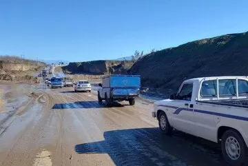 بازگشایی جاده گنبدکاووس- کلاله پس از طغیان شب گذشته رودخانه اوغان