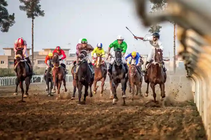 شروع هفته دهم مسابقات اسبدوانی گنبدکاووس + فیلم