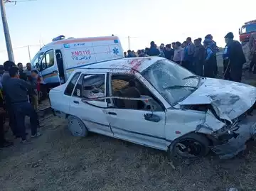 واژگونی پراید در مینودشت ۳ نفر را راهی بیمارستان کرد