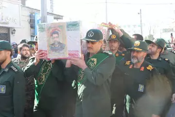 ملت ایران با عملیات تروریستی، صحنه انقلاب را خالی نمی‌کنند