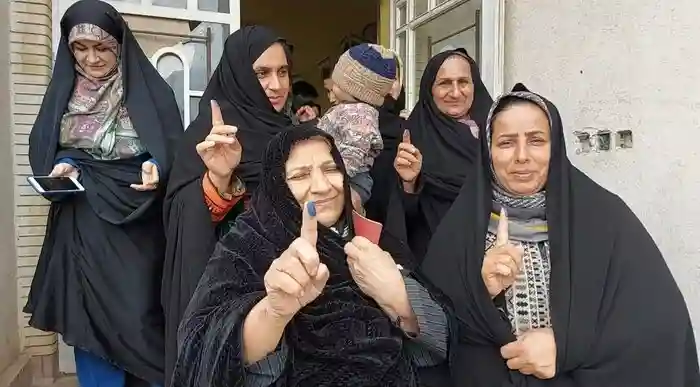 شرکت در انتخابات، اعلام وفاداری اقوام و مذاهب مینودشت به انقلاب